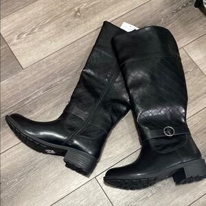 NWT! St.‎ John’s Bay! Black Knee-High Boots
